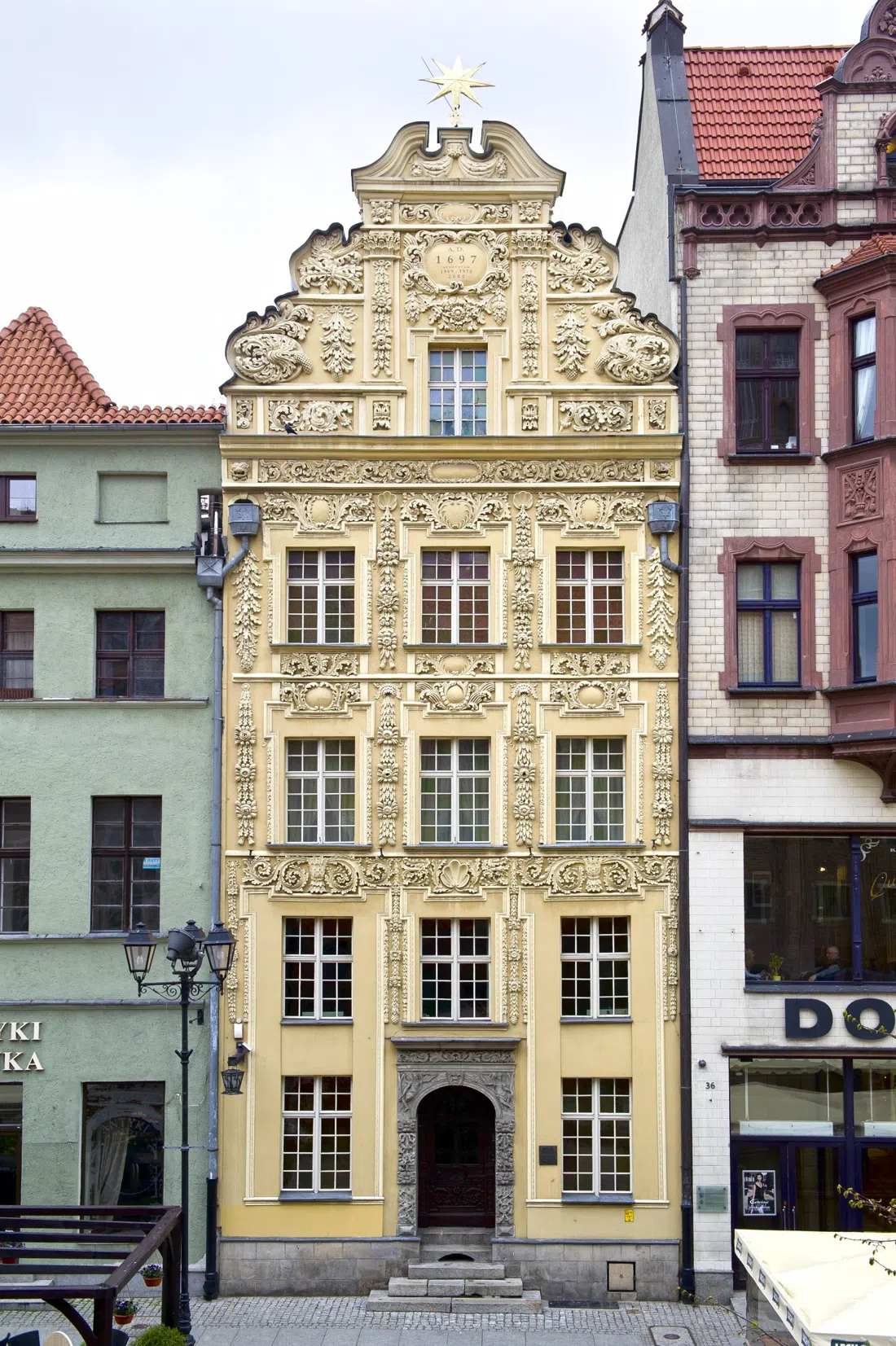Museum of Asian Art – Star House (Muzeum Sztuki Azji, Kamienica pod Gwiazdą), Torun