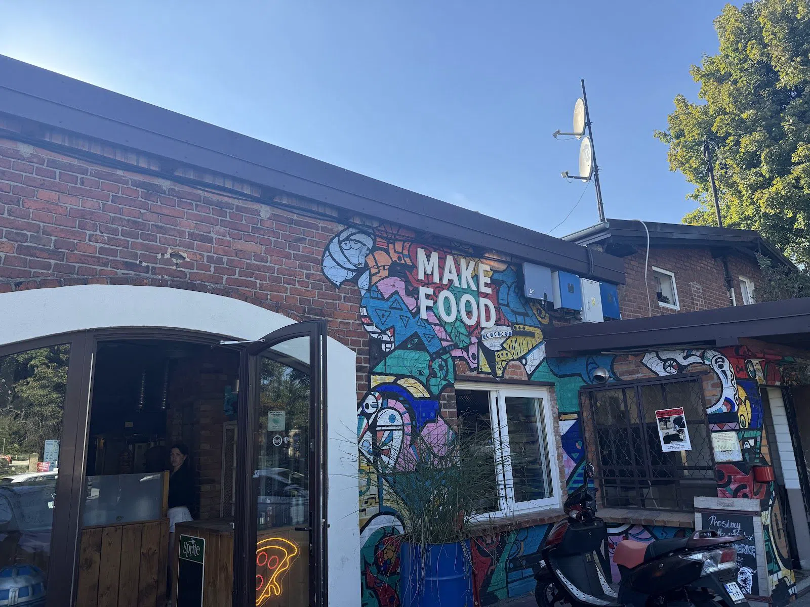 Planeta Lewobrzeże Streetfood & Bar, Torun